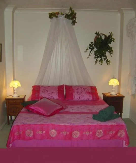Riviera Bed & Breakfast Gold Coast