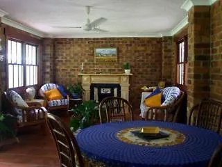 Riviera Bed & Breakfast Gold Coast