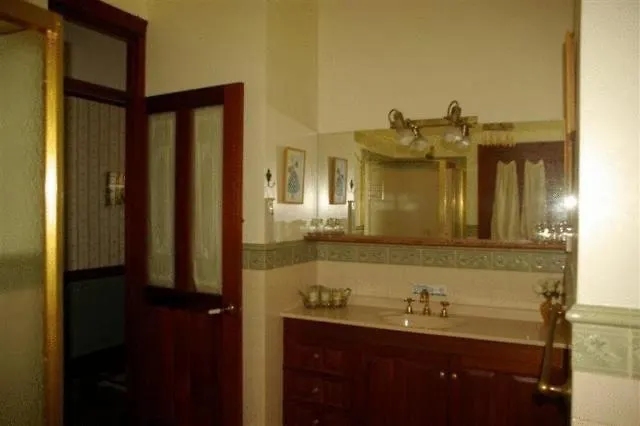 Riviera Bed & Breakfast Gold Coast
