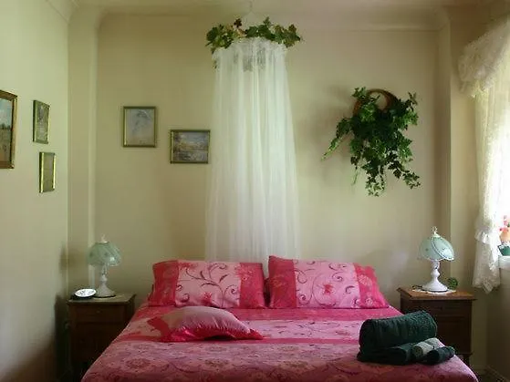Riviera Bed & Breakfast Gold Coast